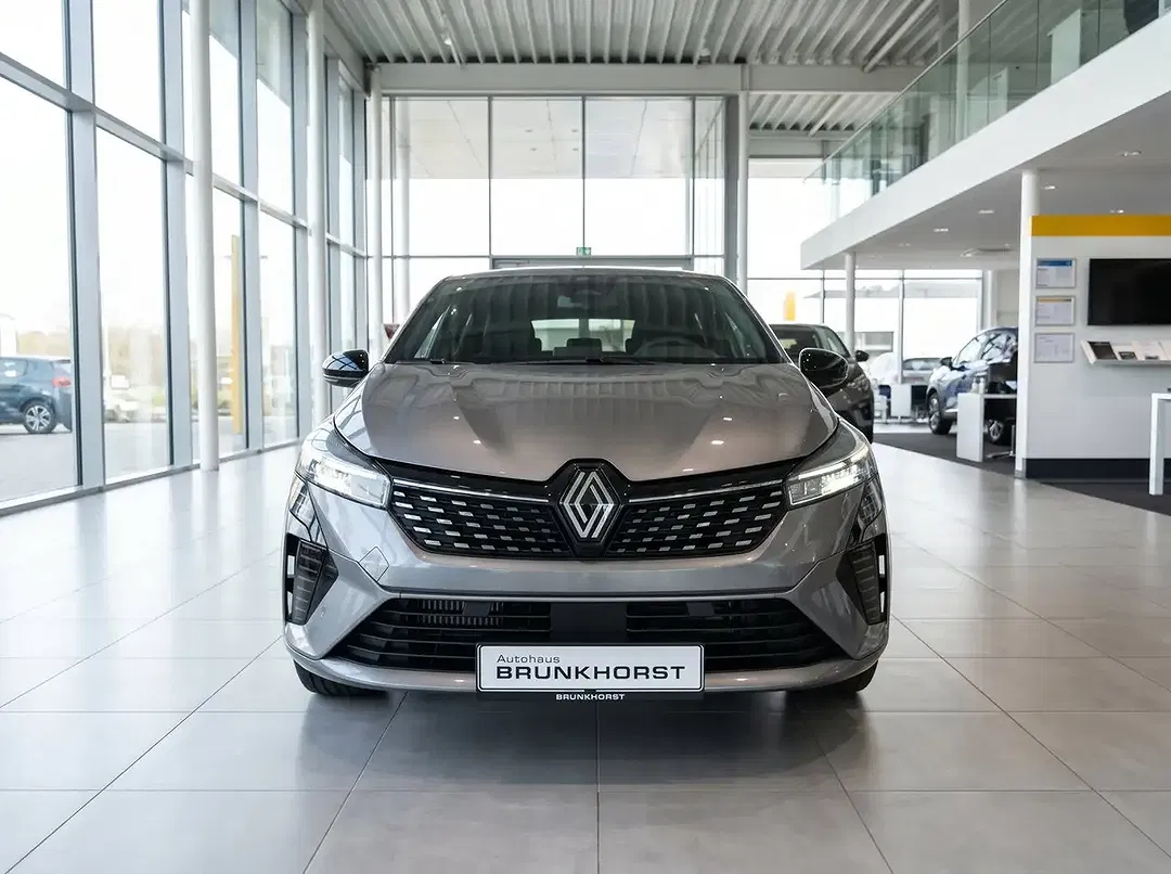 Renault Clio - Thumbnail 3