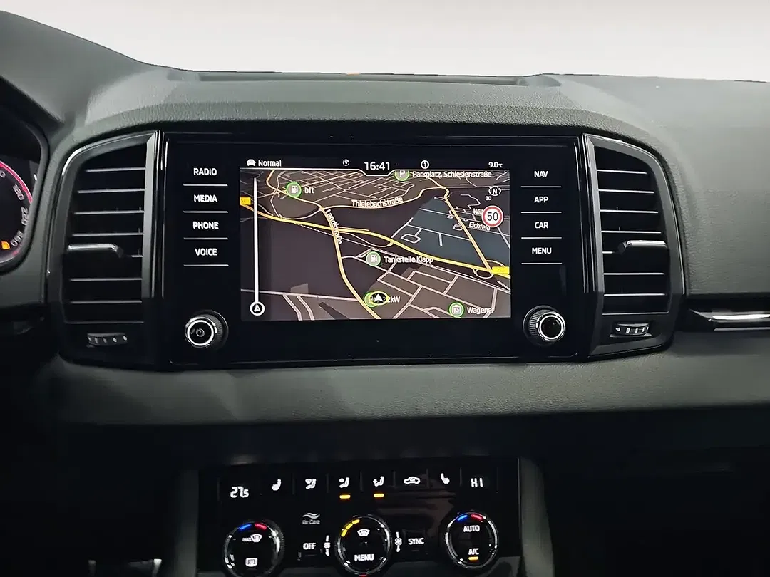 Skoda Karoq - Thumbnail 13