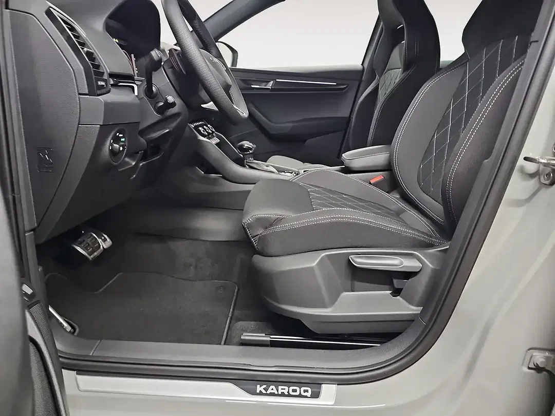 Skoda Karoq - Thumbnail 7