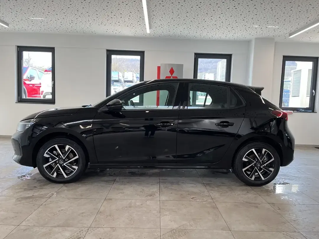 Opel Corsa - Thumbnail 2