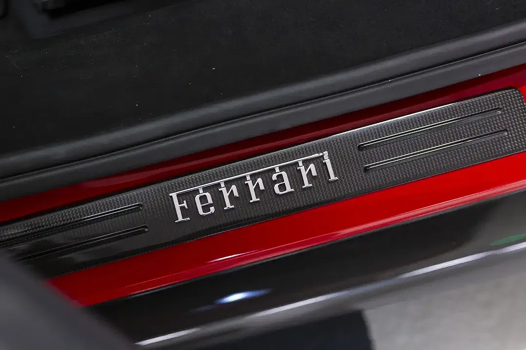 Ferrari 296 GTS - Thumbnail 18