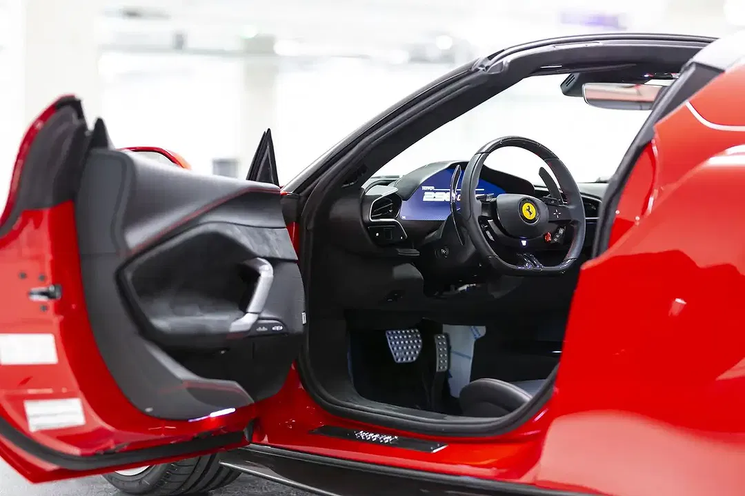 Ferrari 296 GTS - Thumbnail 19