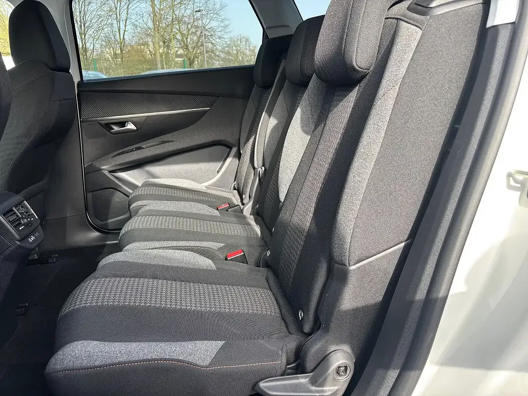 Peugeot 5008 - Thumbnail 19