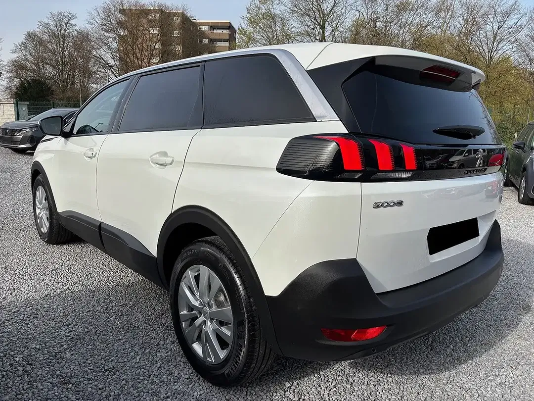 Peugeot 5008 - Thumbnail 3