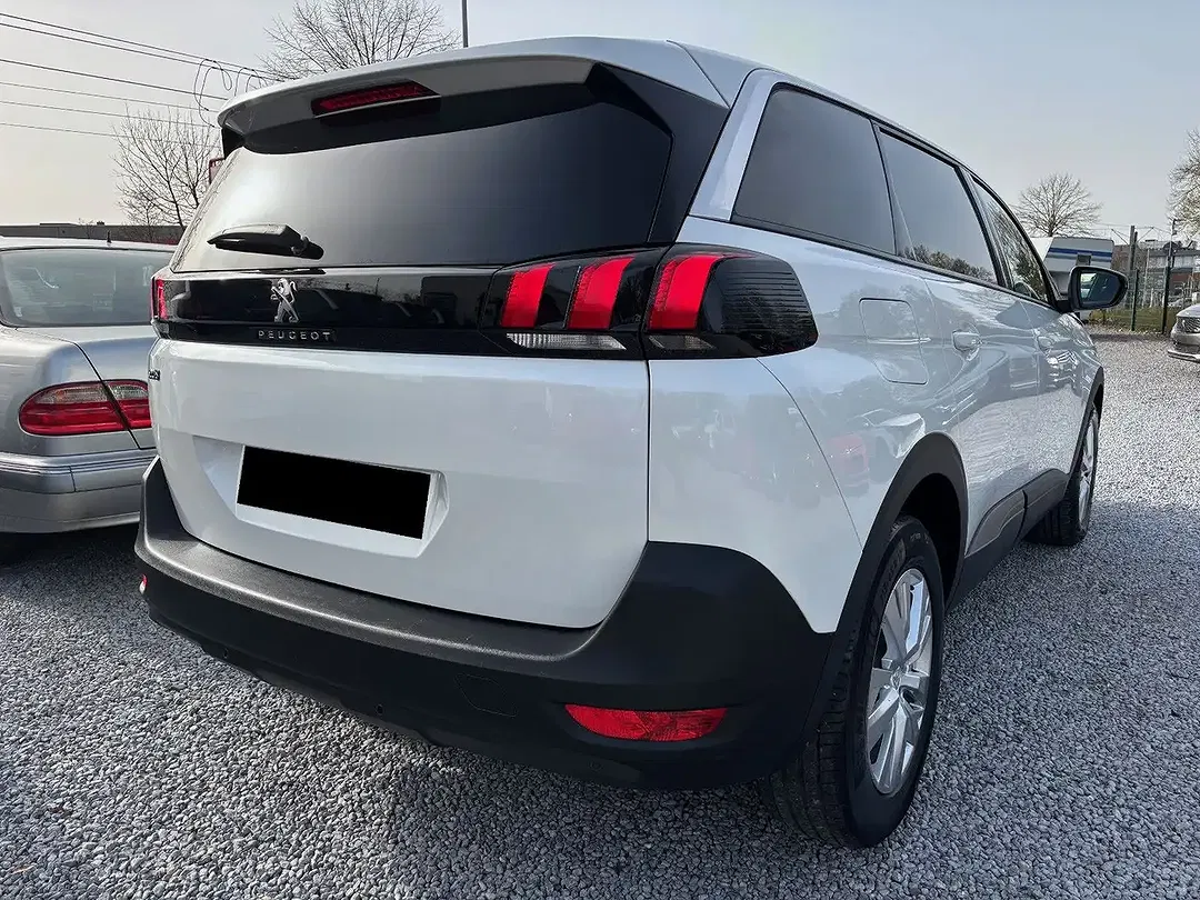 Peugeot 5008 - Thumbnail 4