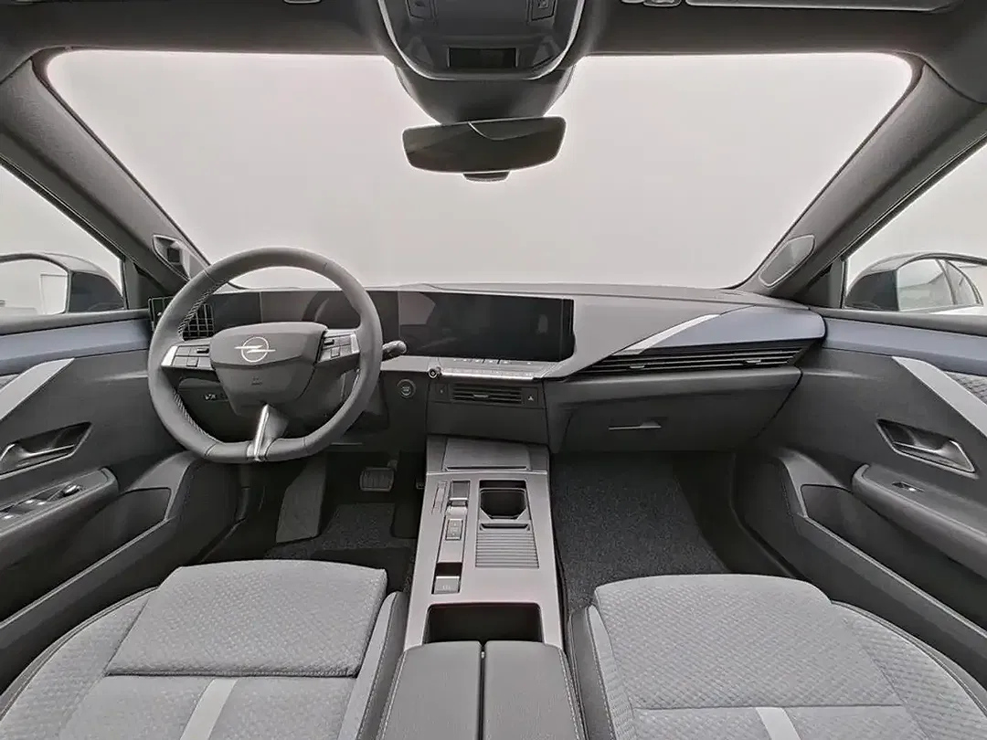 Opel Astra - Thumbnail 9