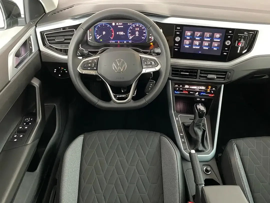 Volkswagen Polo - Thumbnail 9