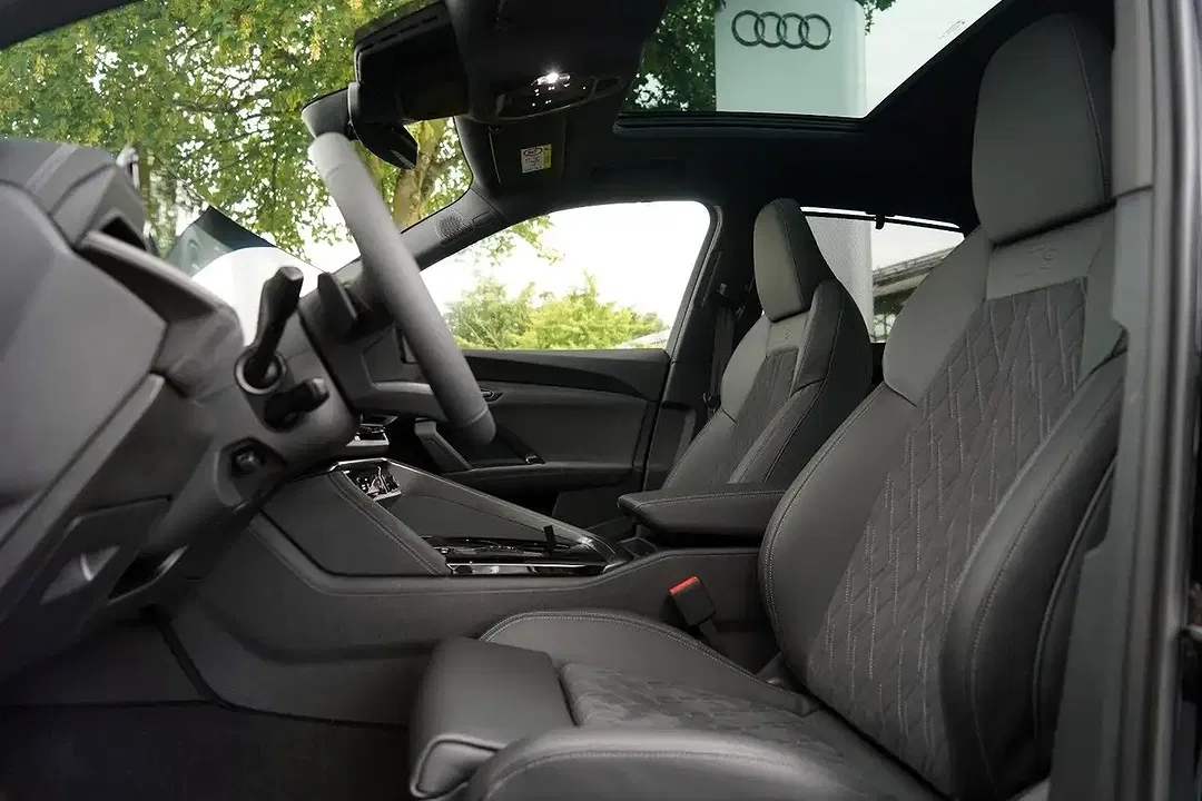 Audi Q5 - Thumbnail 12