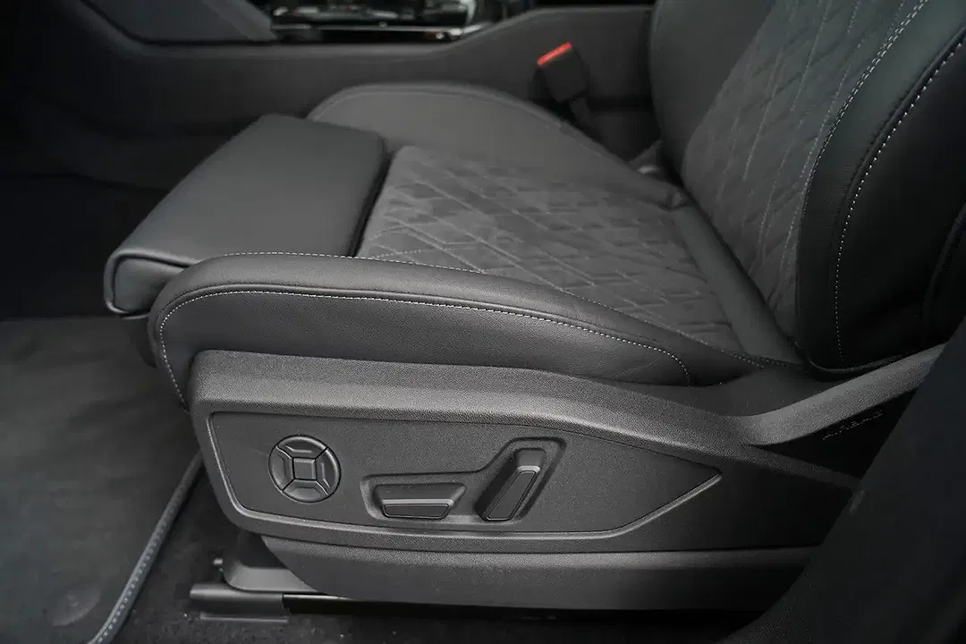 Audi Q5 - Thumbnail 13