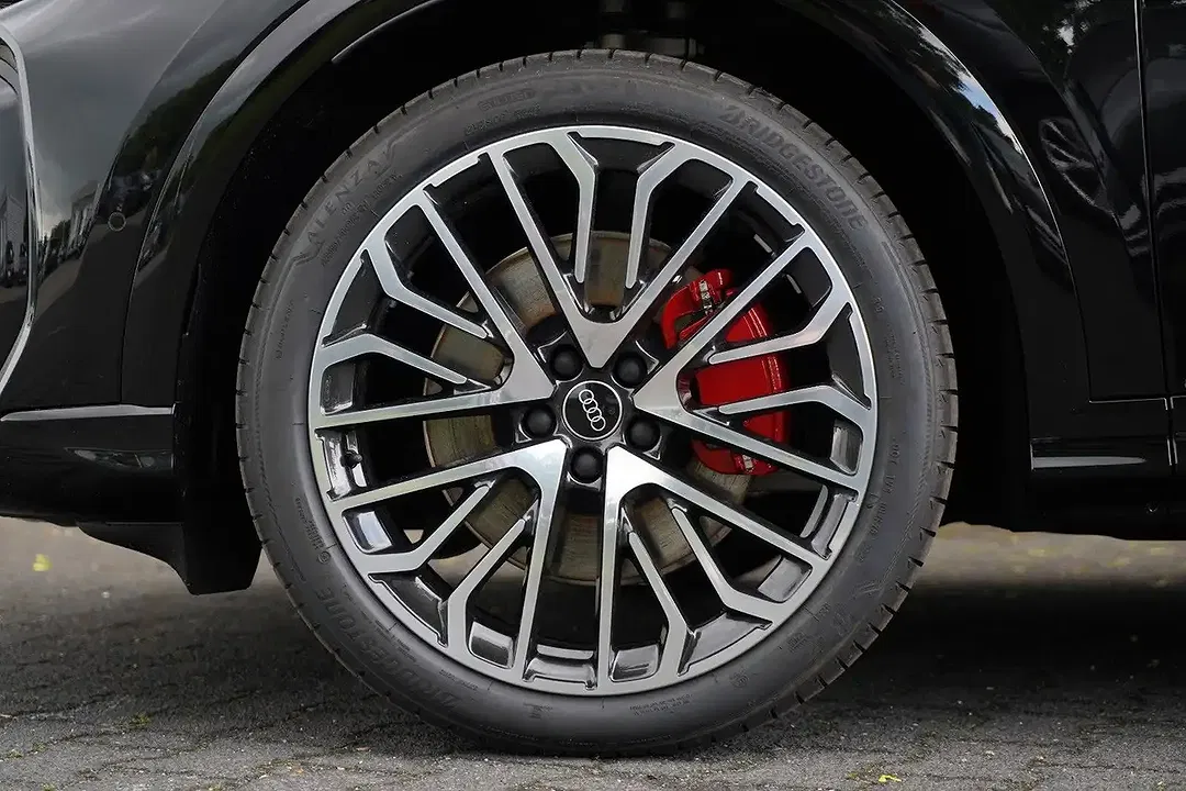 Audi Q5 - Thumbnail 6