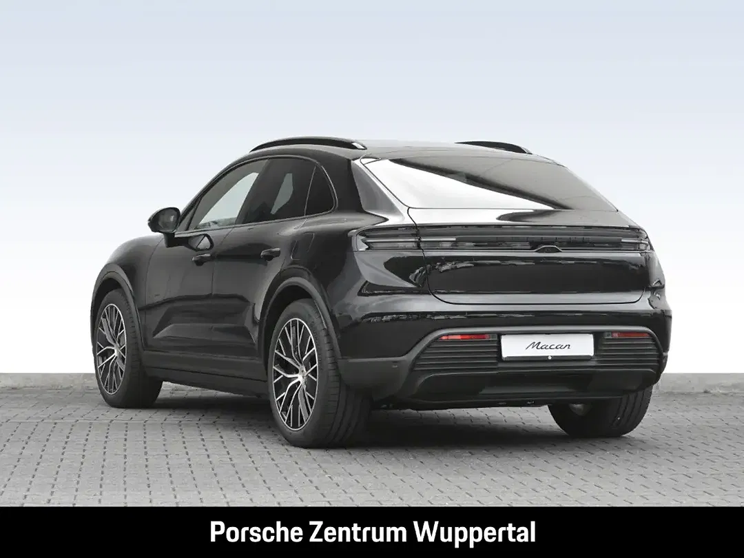 Porsche Macan - Thumbnail 3