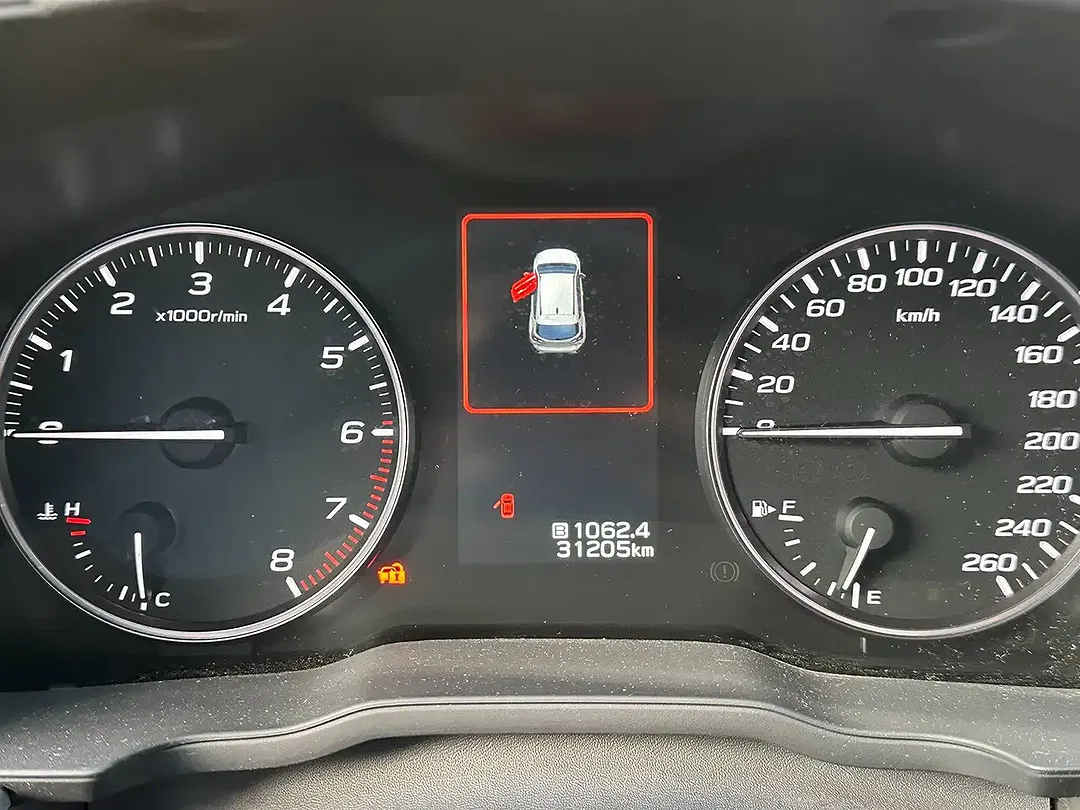 Subaru Crosstrek - Thumbnail 12