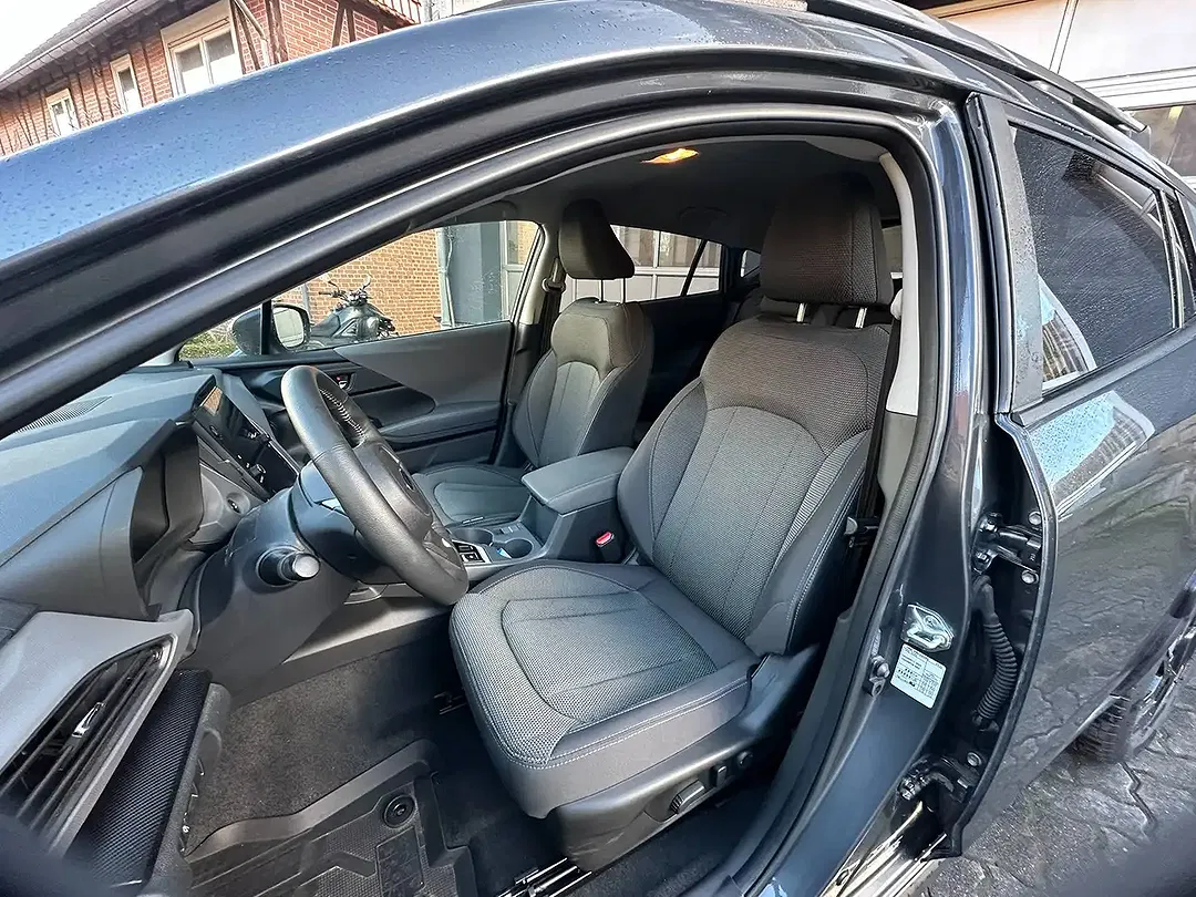 Subaru Crosstrek - Thumbnail 8