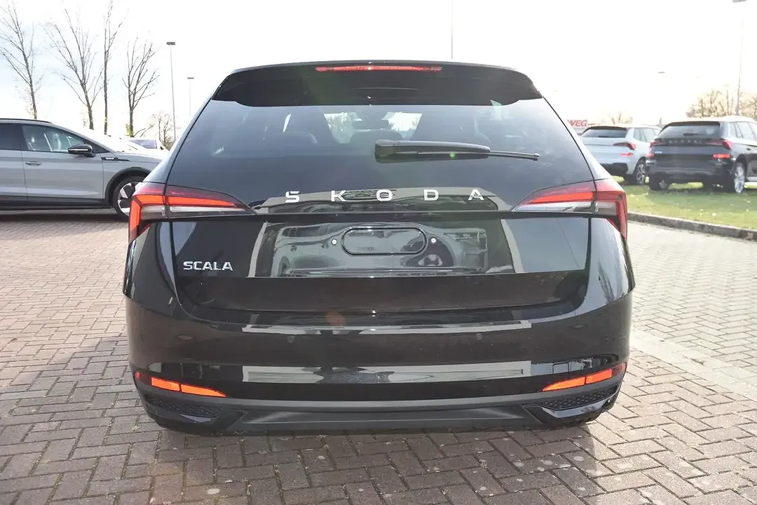 Skoda Scala - Thumbnail 6