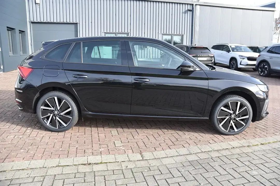 Skoda Scala - Thumbnail 8