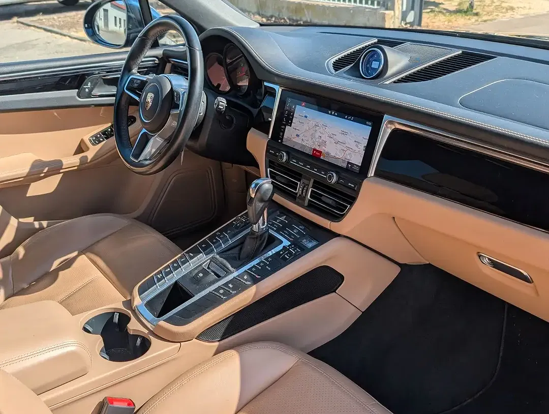 Porsche Macan - Thumbnail 11