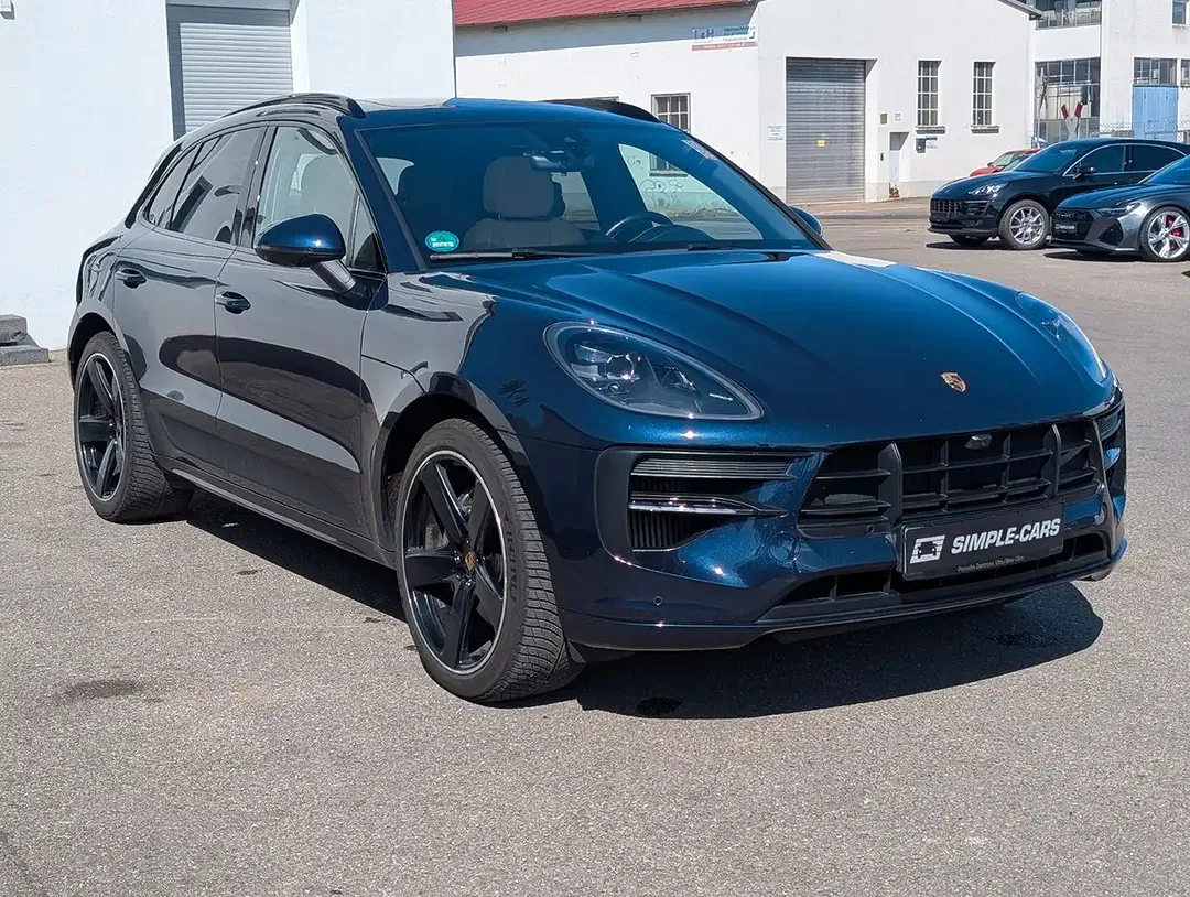 Porsche Macan - Thumbnail 2