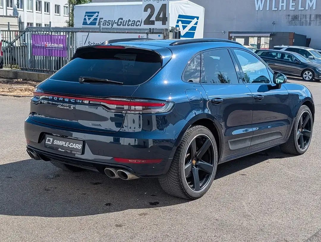 Porsche Macan - Thumbnail 4
