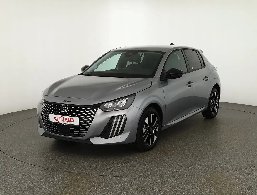 Peugeot 208 - Thumbnail 1
