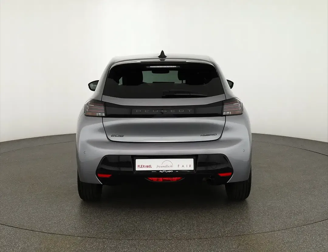 Peugeot 208 - Thumbnail 4