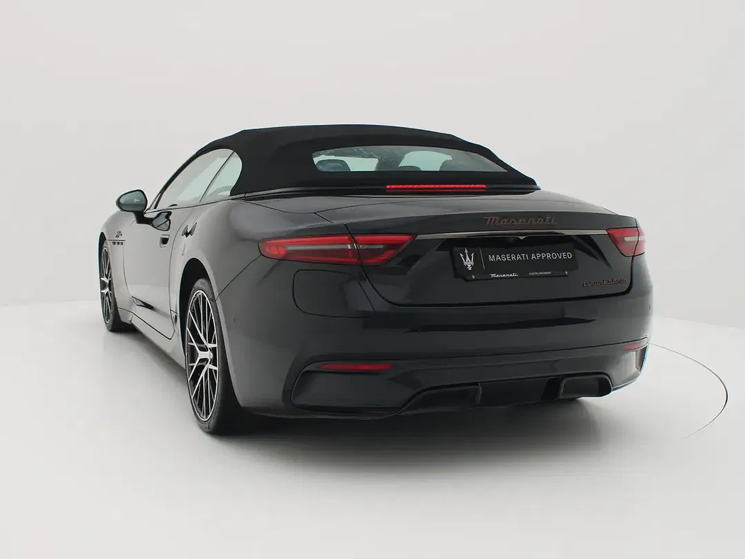 Maserati GranCabrio - Thumbnail 10