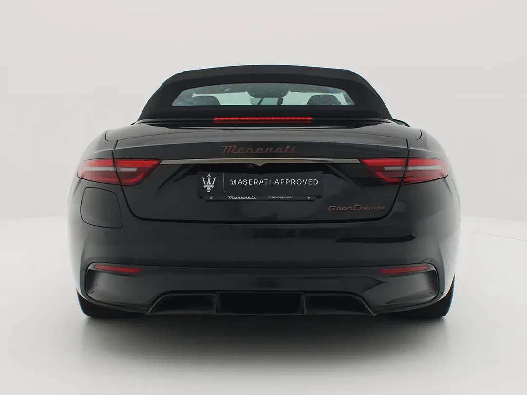 Maserati GranCabrio - Thumbnail 3