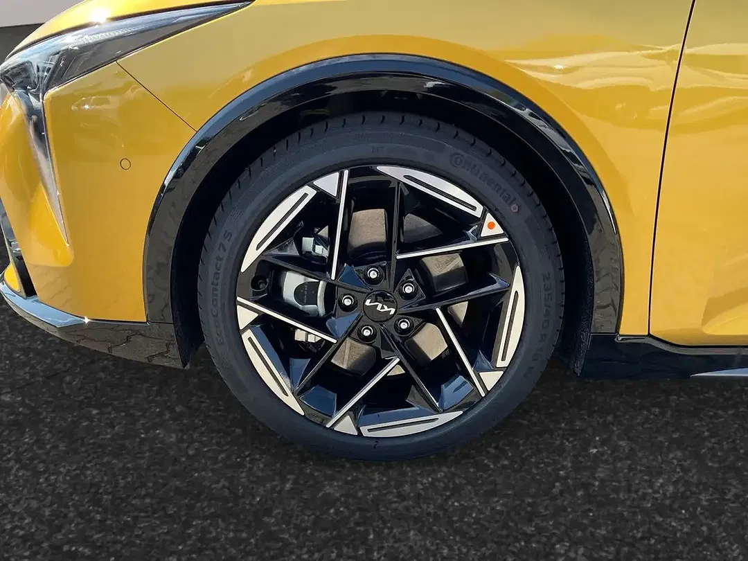 Kia K4 - Thumbnail 15