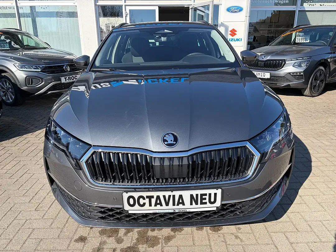 Skoda Octavia - Thumbnail 2