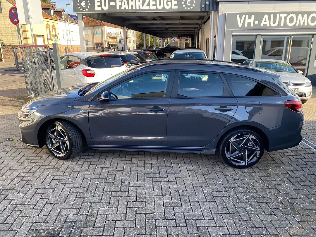 Hyundai i30 - Thumbnail 4