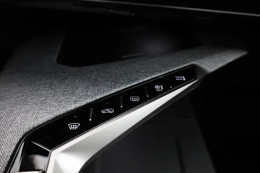 Peugeot 5008 - Thumbnail 13