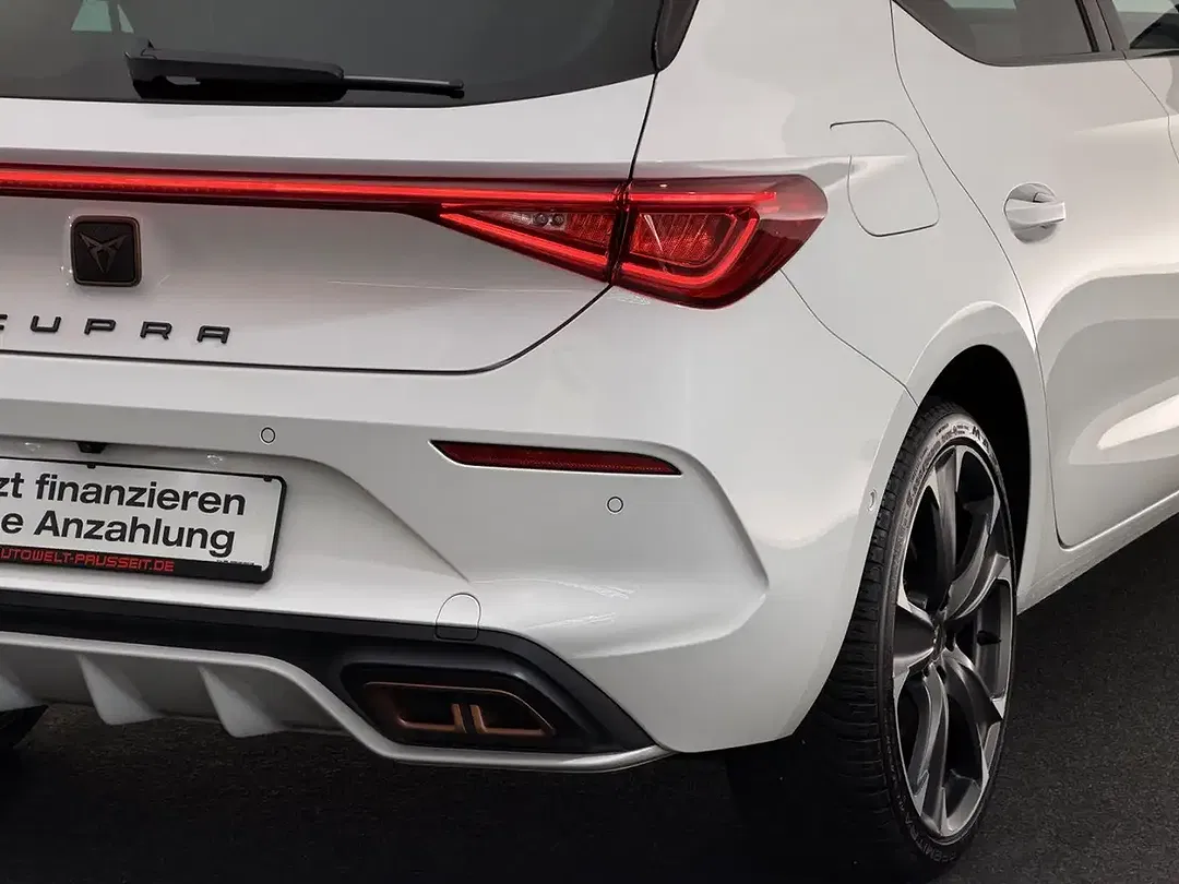 CUPRA Leon - Thumbnail 11