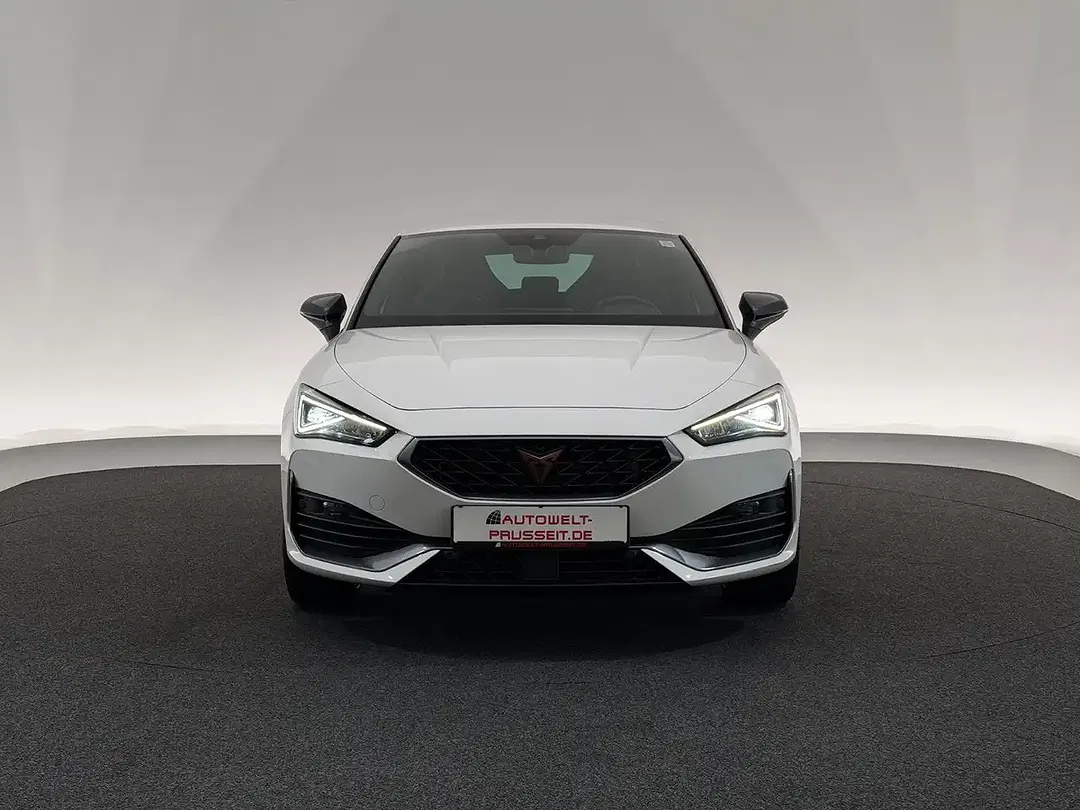 CUPRA Leon - Thumbnail 2