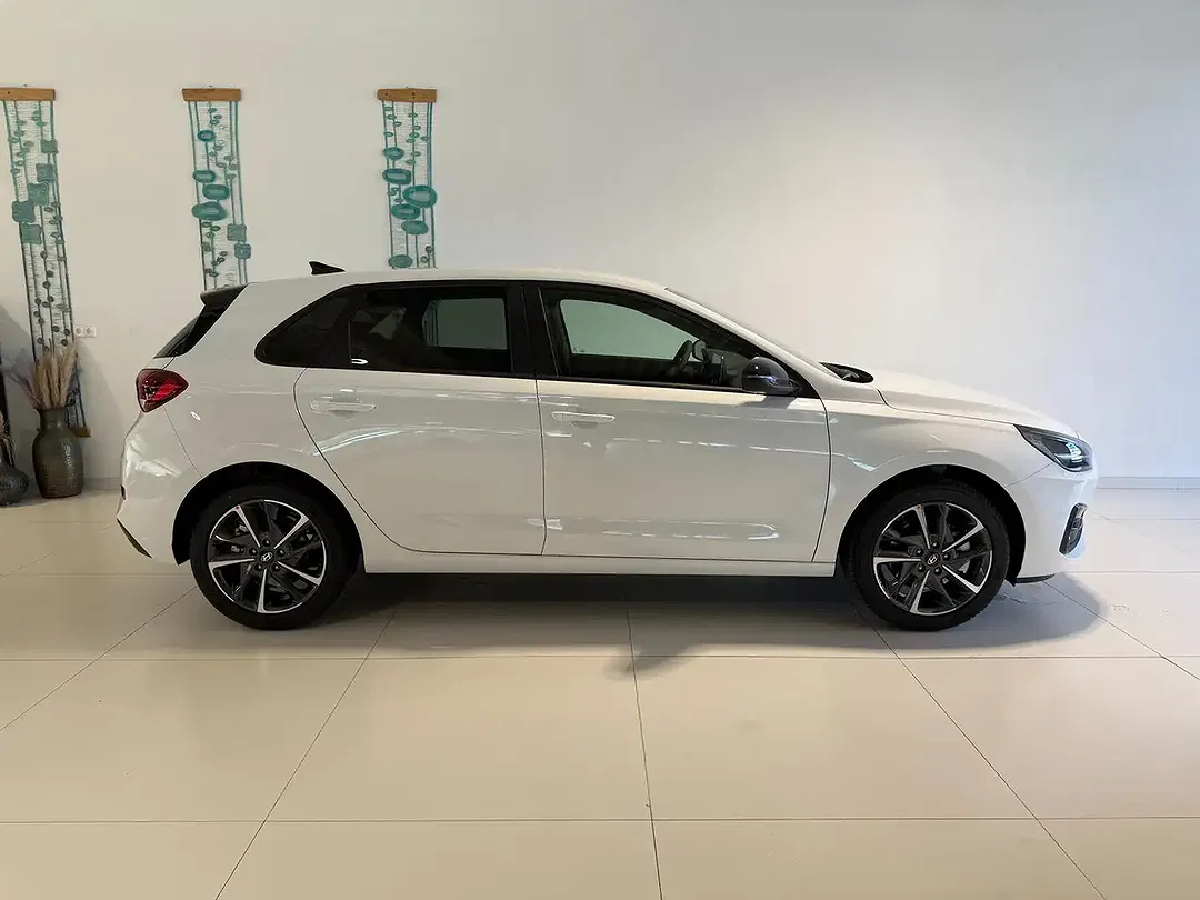 Hyundai i30 - Thumbnail 3