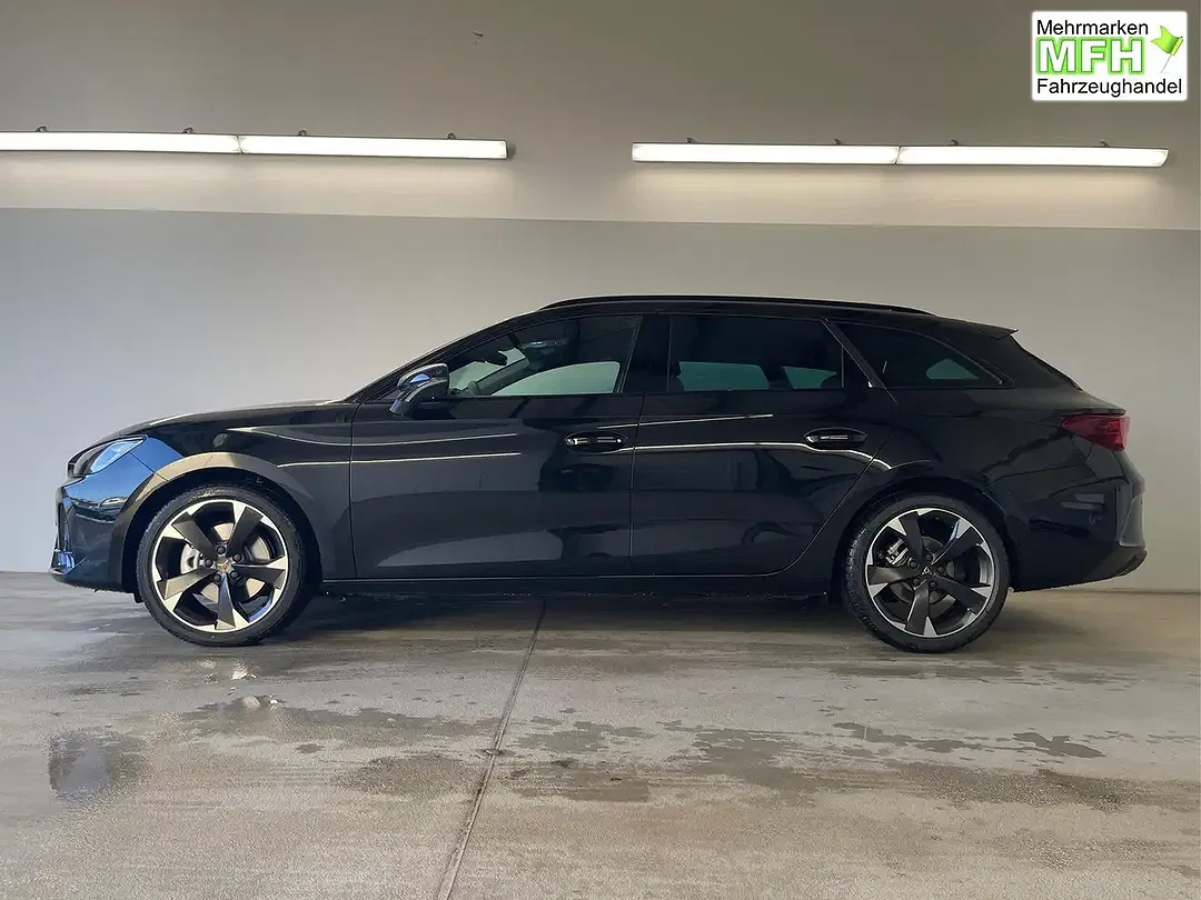 CUPRA Leon - Thumbnail 3