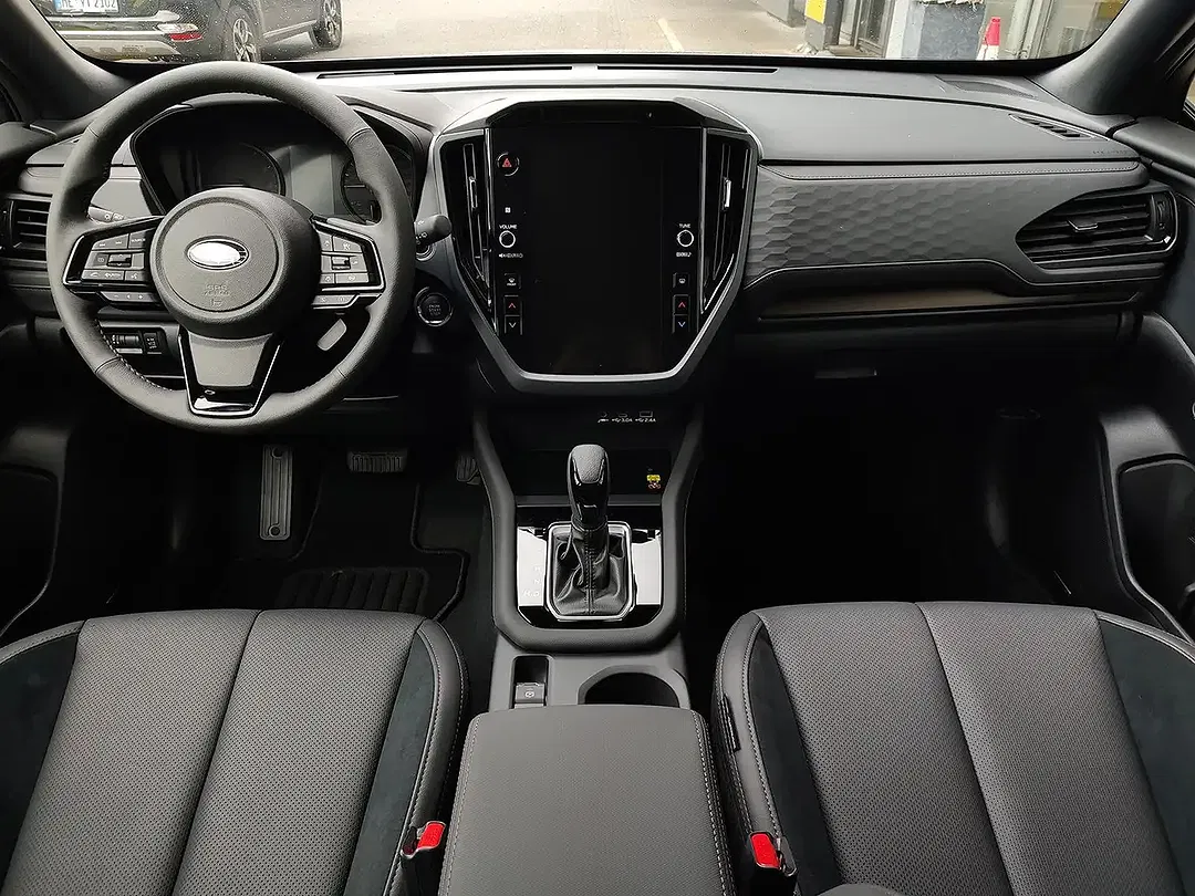 Subaru Forester - Thumbnail 4