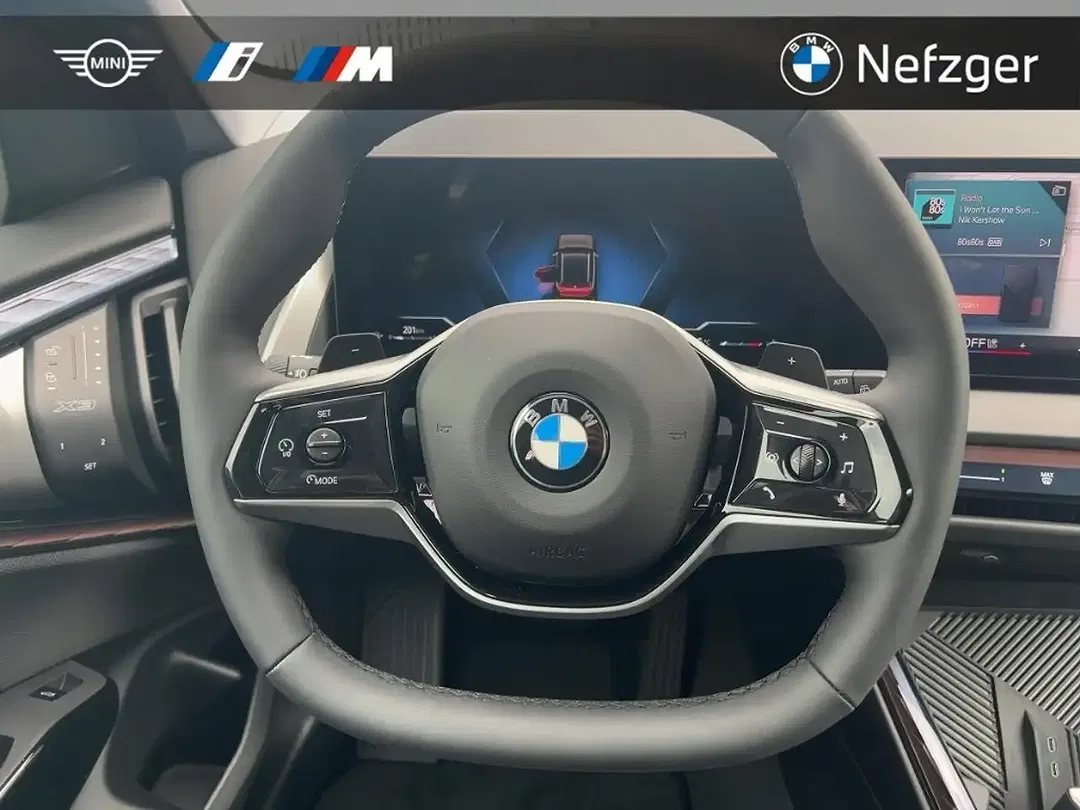 BMW X3 - Thumbnail 10