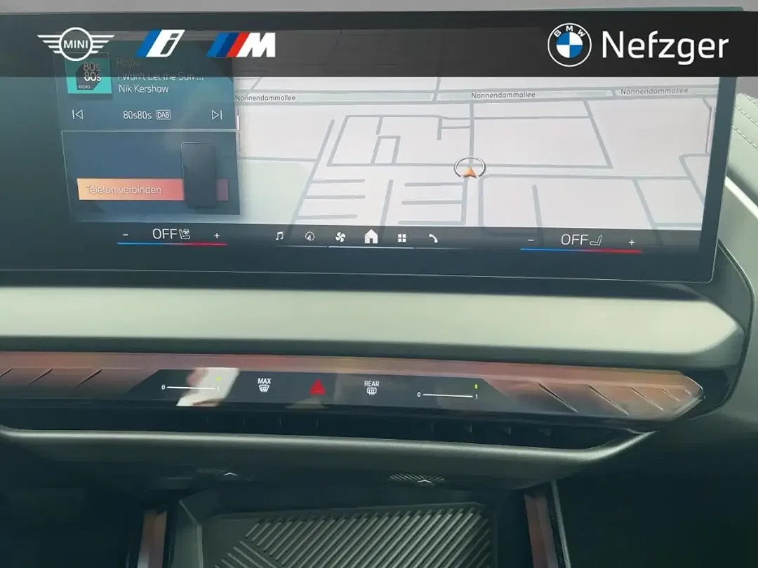 BMW X3 - Thumbnail 11