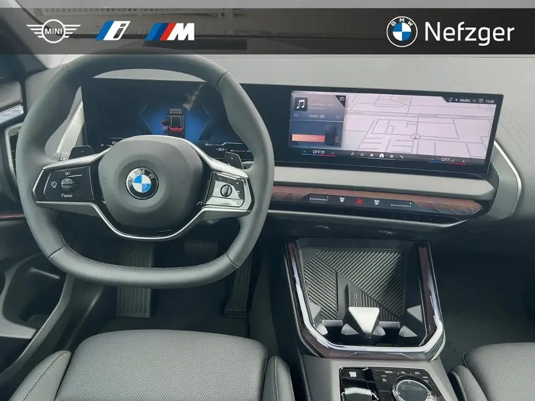 BMW X3 - Thumbnail 9