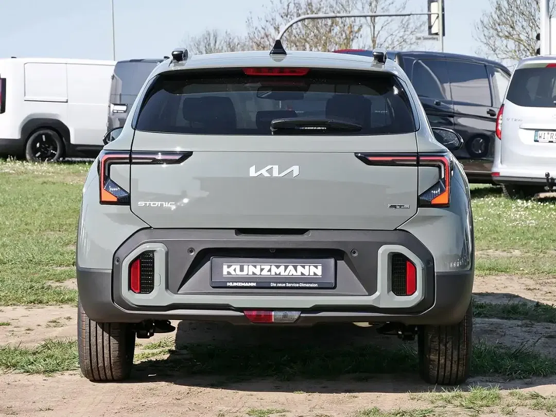 Kia Stonic - Thumbnail 4