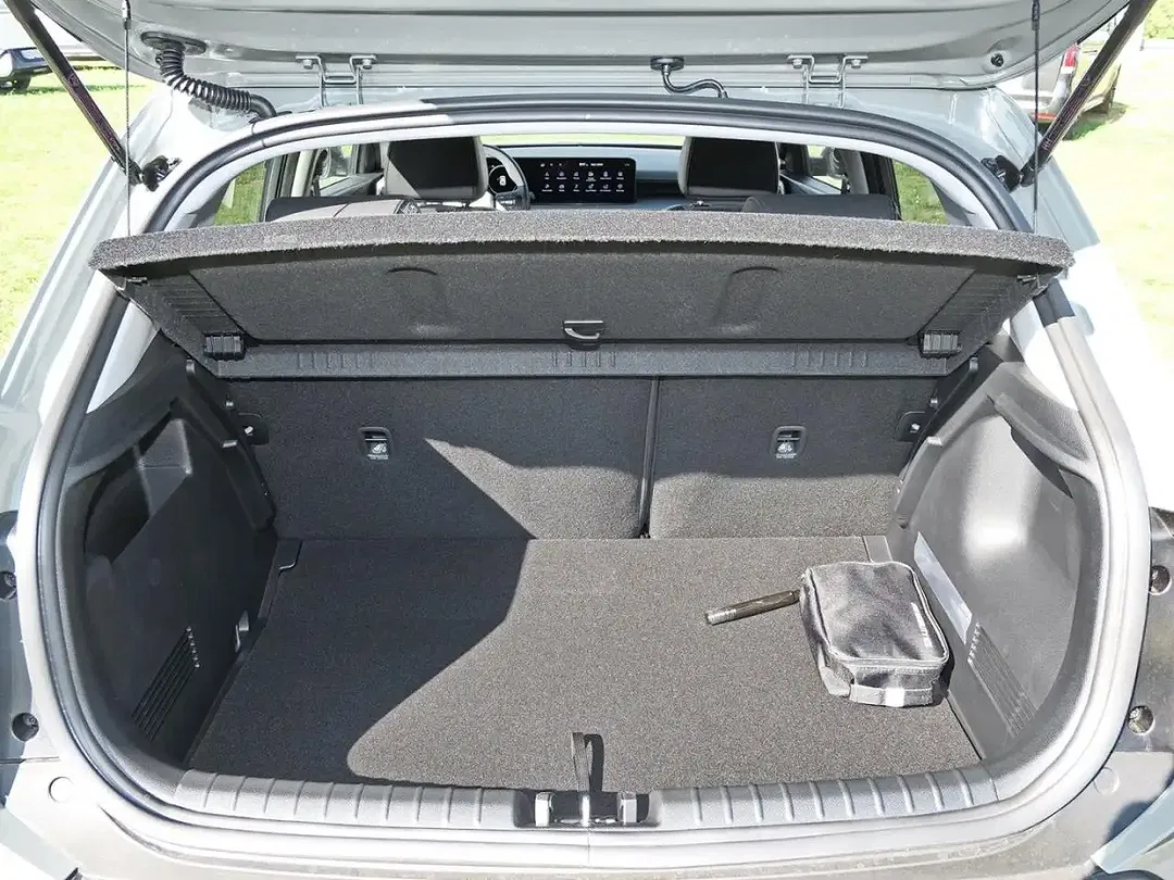 Kia Stonic - Thumbnail 6