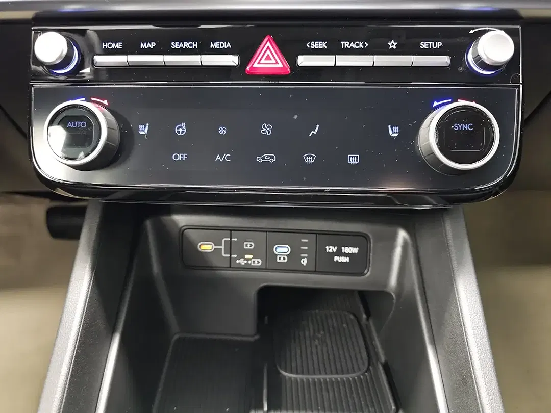 Hyundai TUCSON - Thumbnail 12
