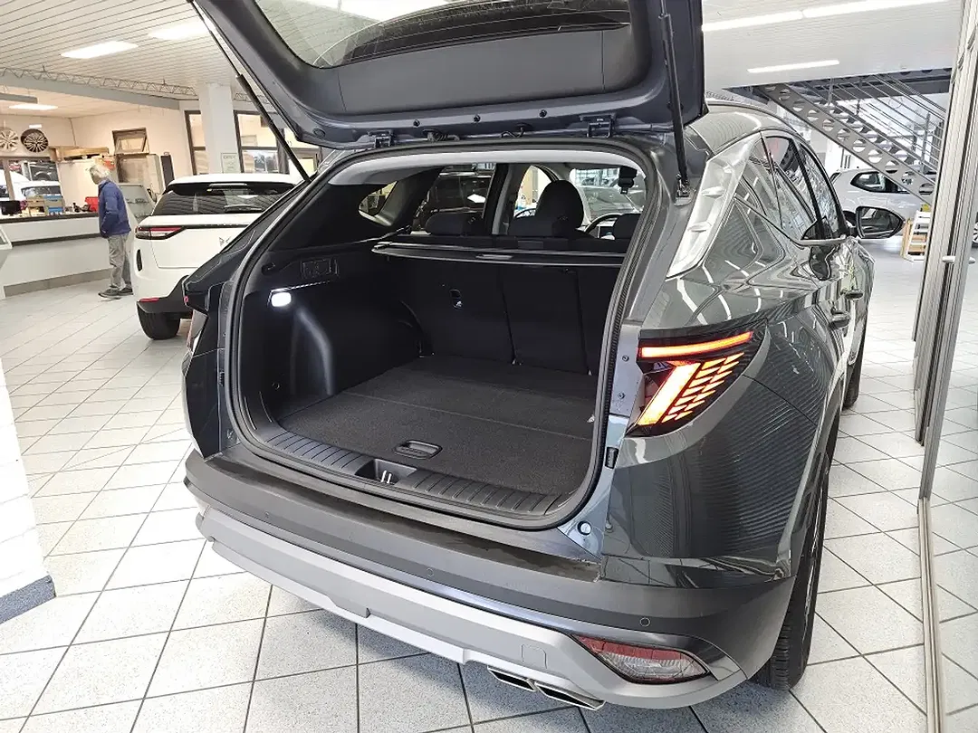 Hyundai TUCSON - Thumbnail 3