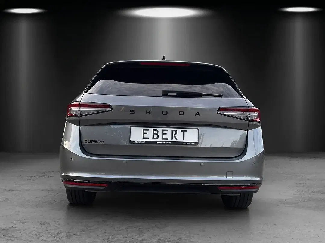 Skoda Superb - Thumbnail 4