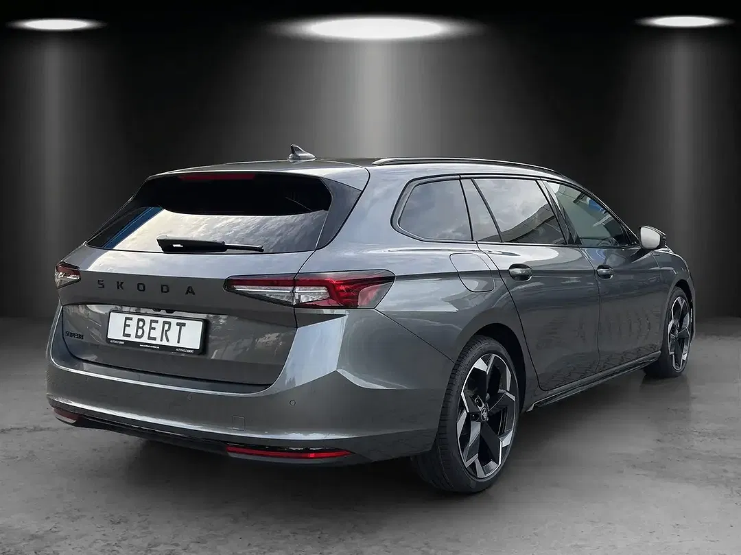 Skoda Superb - Thumbnail 5