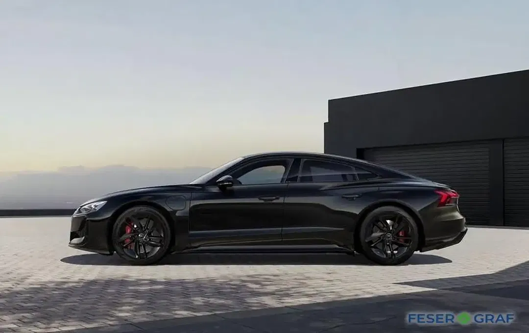 Audi RS e-tron GT - Thumbnail 4