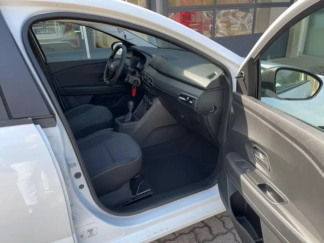 Dacia Sandero - Thumbnail 11