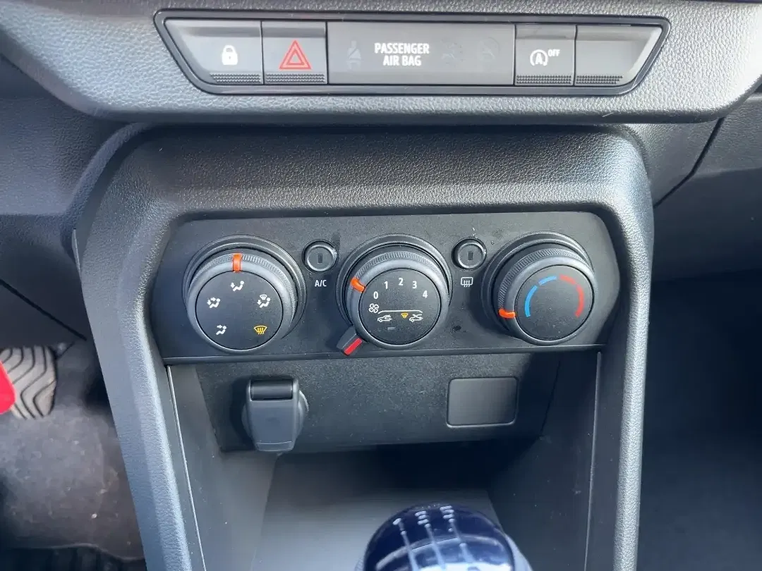 Dacia Sandero - Thumbnail 15