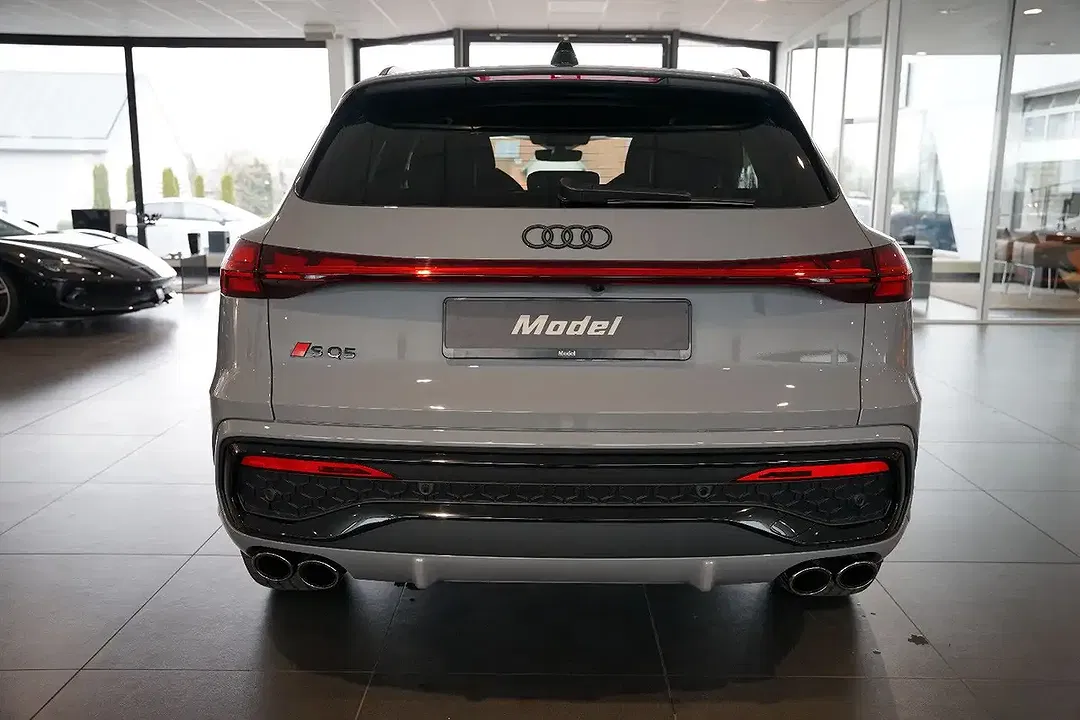 Audi SQ5 - Thumbnail 5
