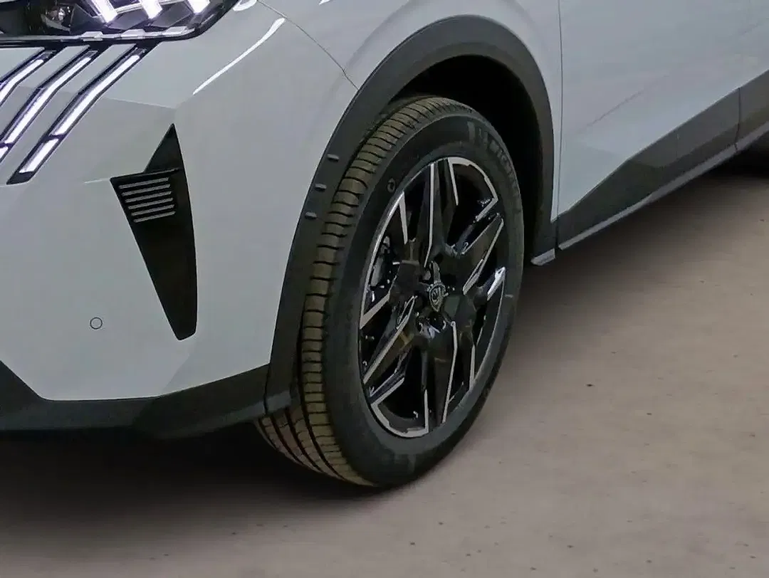 Peugeot 3008 - Thumbnail 7