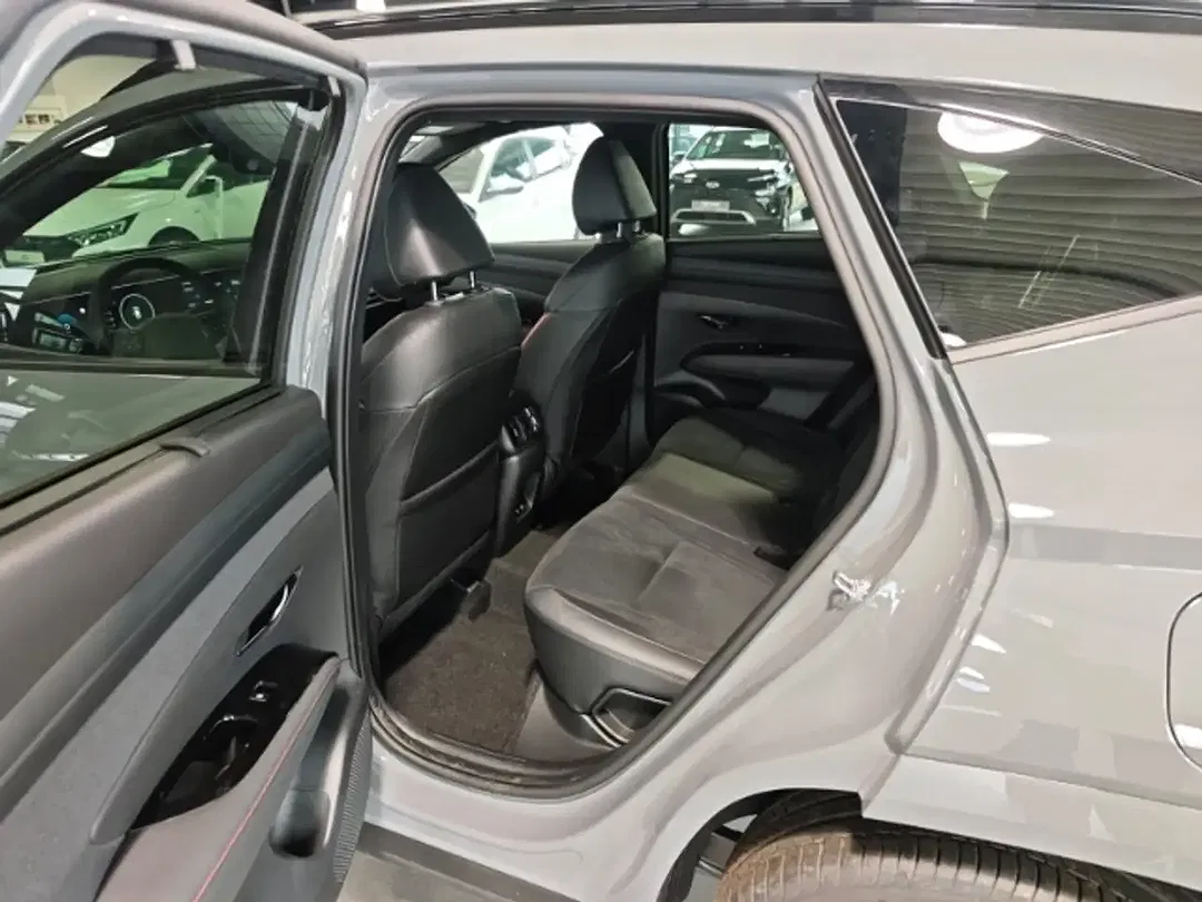 Hyundai TUCSON - Thumbnail 8